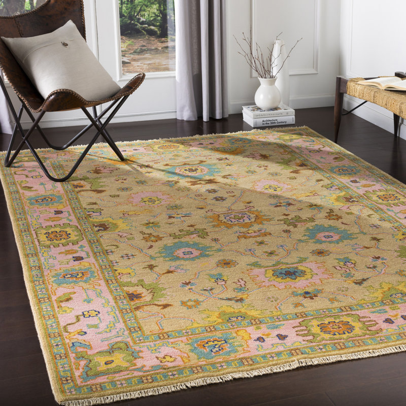Hillcrest Wool Oriental Area Rug, Rectangle 5'6" x 8'6"