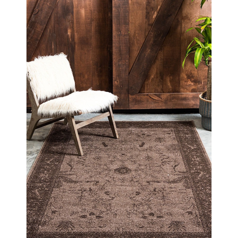 Soledad Oriental Indoor Rug, Rectangle 7' x 10'