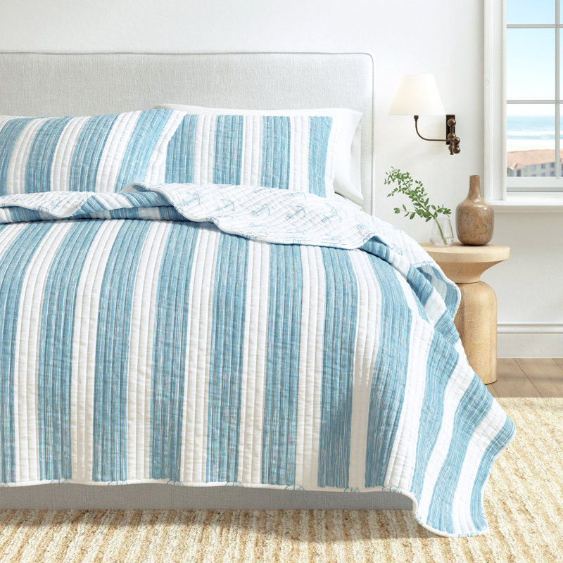 Coastal Striped Reversible Quilt Set with Shams, Blue, Twin/Twin XL Quilt + 1 Sham