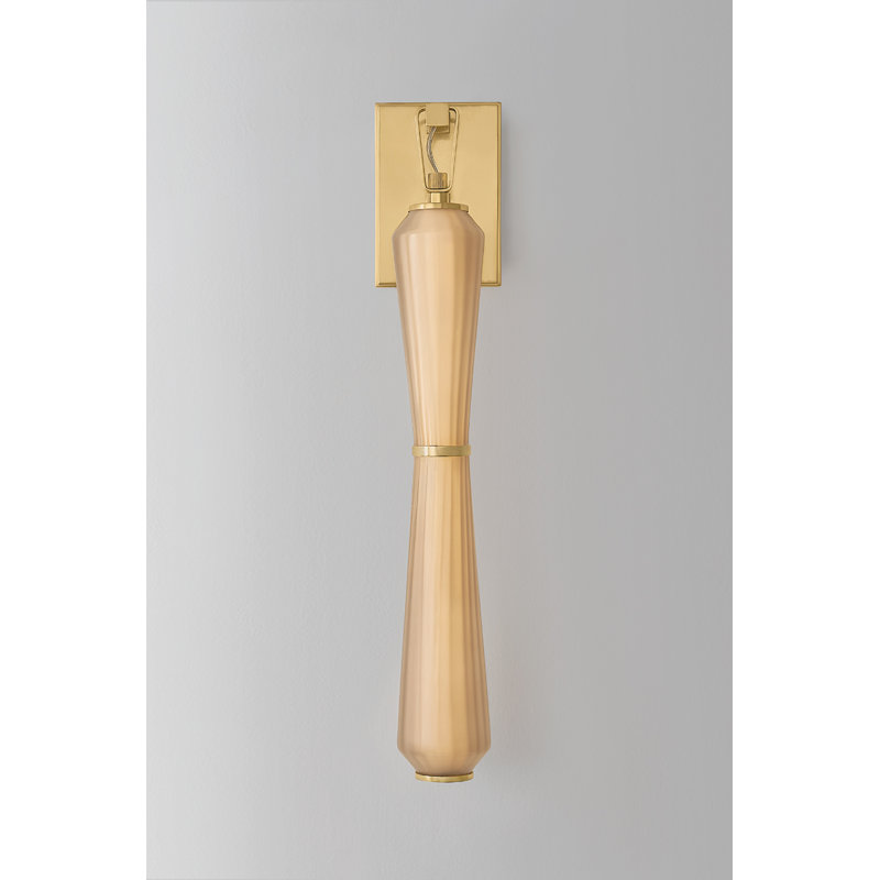 Zircon Bath and Vanity