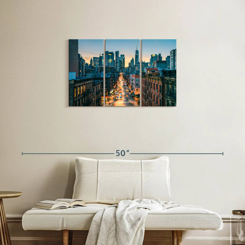 Sireci Lower Manhattan Twilight Rush, 20" H x 33" W