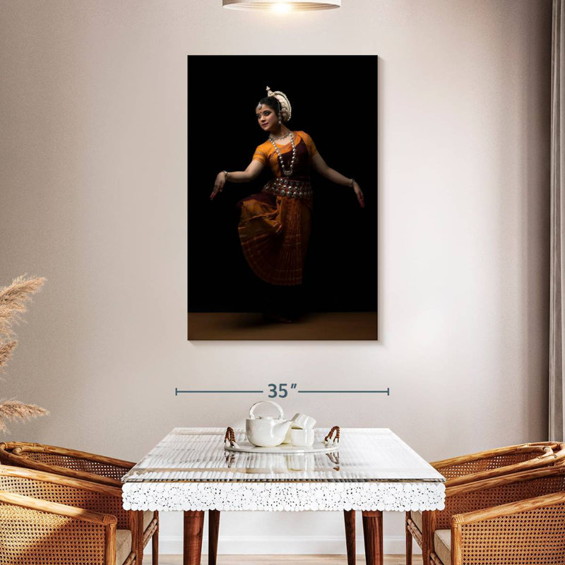 Enn Indian Odissi Dancer, H 48 po x l 32 po