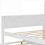 Lit de jour simple en bois blanc doux avec bureau gigogne et tablettes de rangement