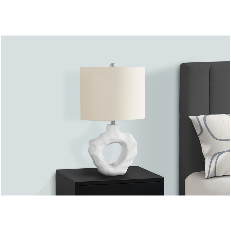 Lighting, h 25 po, lampe de table, résine crème, abat-jour ivoire / crème, moderne