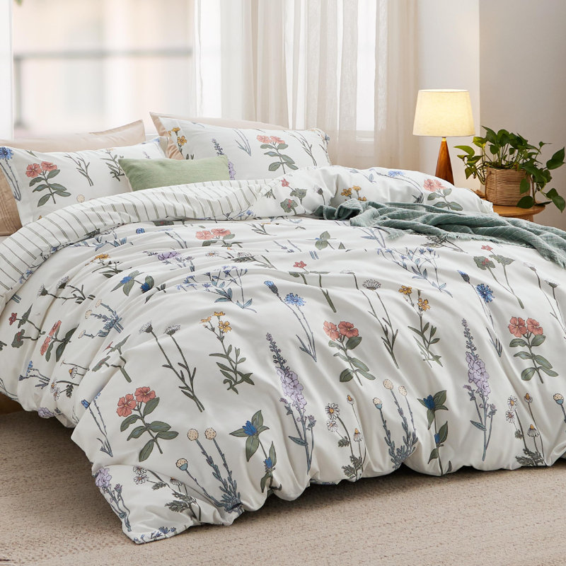 Bedsure Reversible Duvet Cover Set with Zipper Closure GentleSoft™️, Queen Duvet Cover + 2 Standard Pillowcases