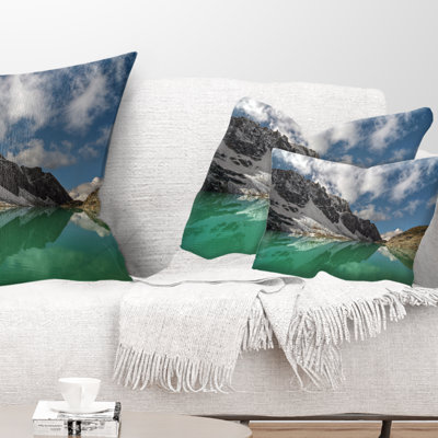 Coussin Clear Mountain Lake