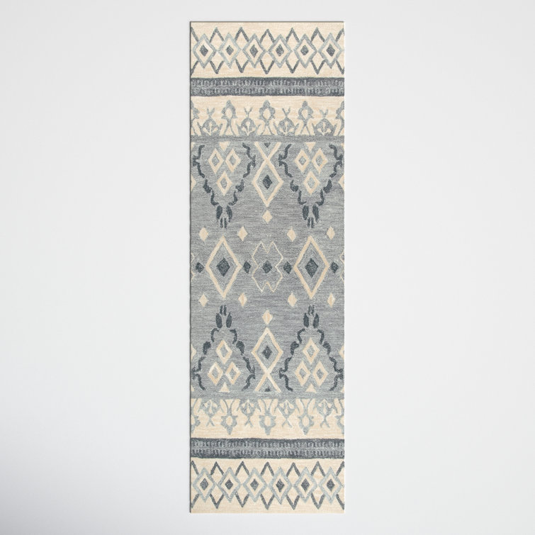 Eliger Hand Tufted Wool Southwestern Indoor Rug