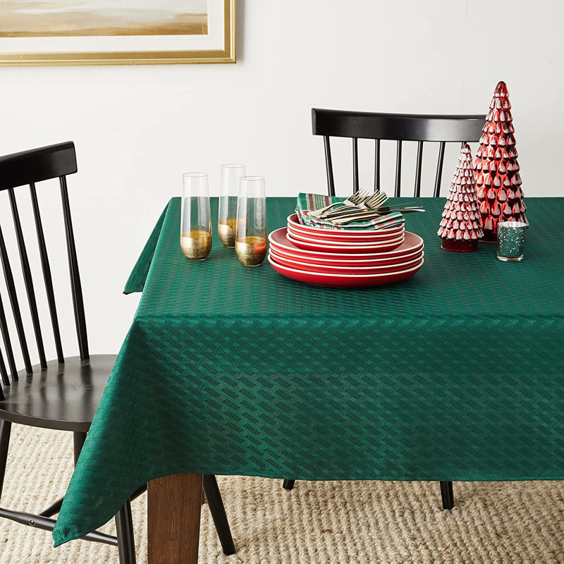 Motif rayé nervuré The Holiday Aisle®, 102 po x 60 po, Vert