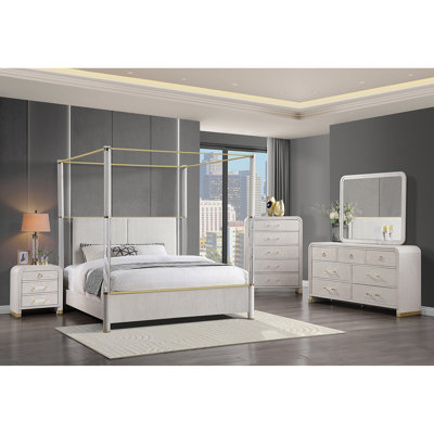 Malco Queen Oak 5PC Bedroom Set
