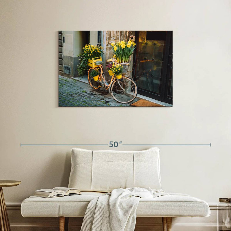Vélo Mehar plein de fleurs, H 24 po x l 36 po