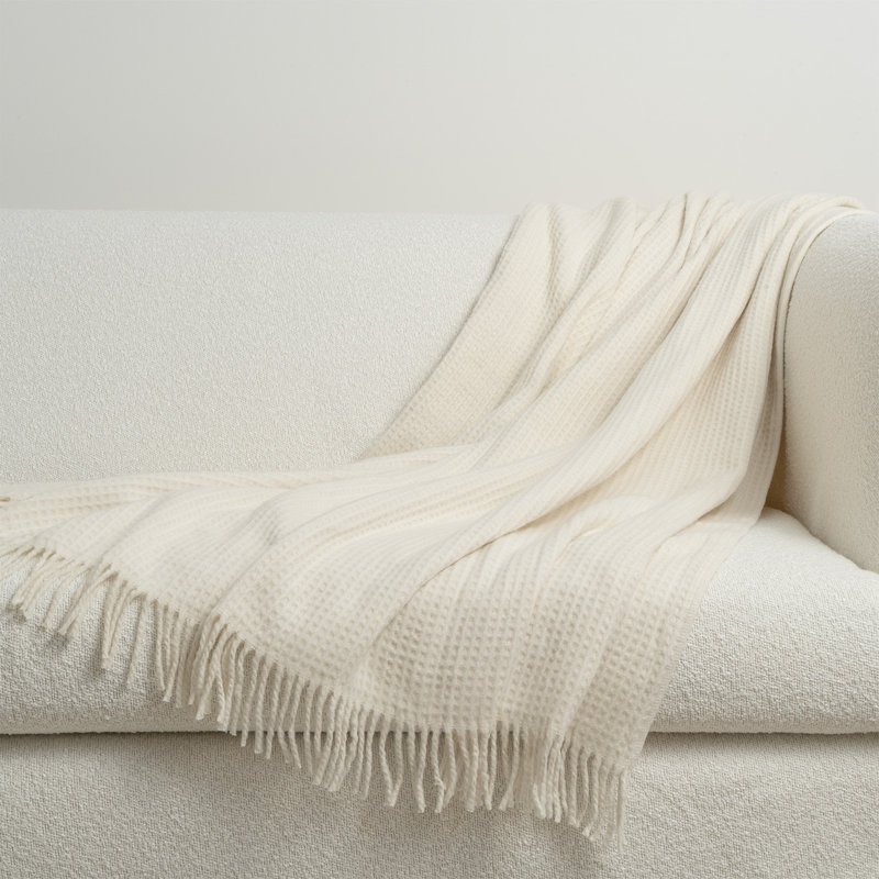 Judith Throw Blanket, Ivovy