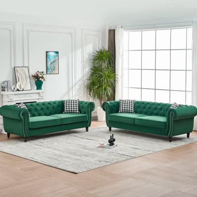 Three-Seater Chesterfield-Style Upholstered Sofa With Roll Armrests, Nailhead Trim, Mid-Century Modern Design, And Premium Velvet Fabric For Living Room, Office, Or Apartment Use.