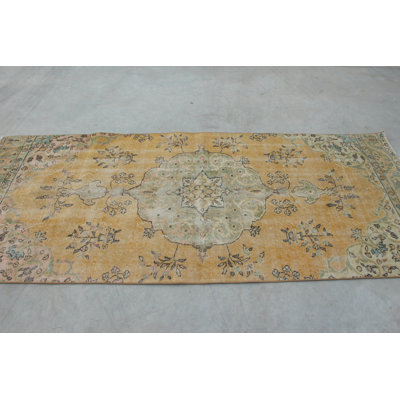 Tapis de couloir turc rétro avec un grand médaillon jaune pour un couloir ou un grand décor
