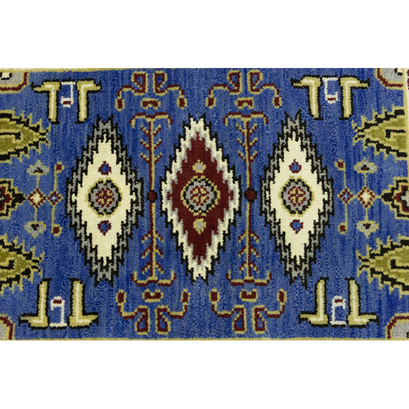 Kashmeir Geometric Handmade Rectangle  2'8 X 6'0 Wool Area Rug Blue