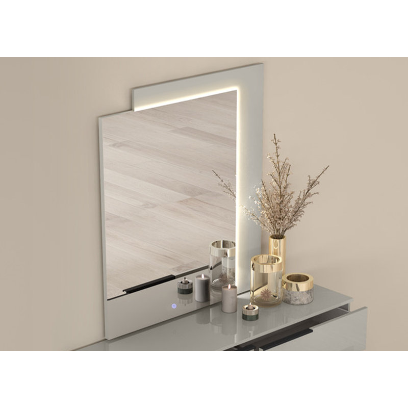 Miroir Kirtana, Gris clair