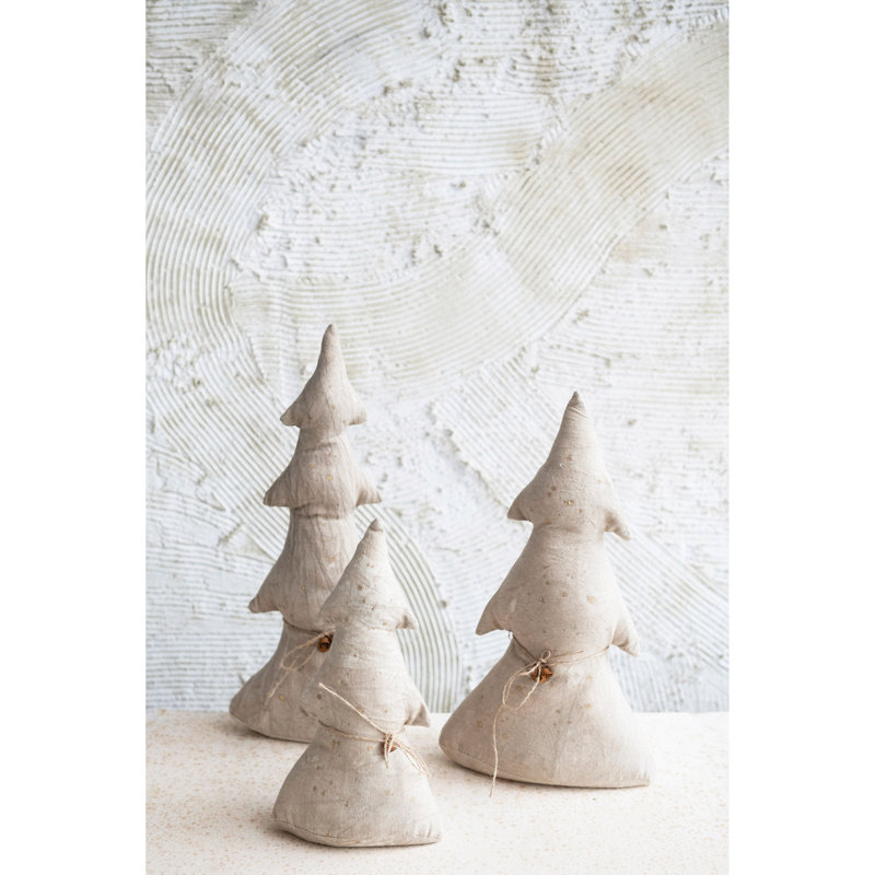 Arbre antique en toile avec clochettes