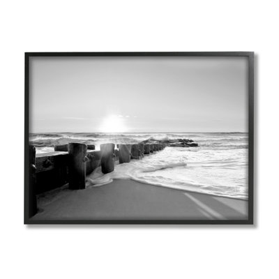 Plage, marée, écume de mer, paysage, photographie en noir et blanc, estampe numérique sur toile, art texturé par Natalie Carpentieri