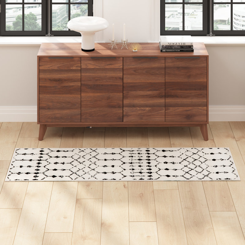 Geometric Indoor Rug, Runner 2' x 6'
