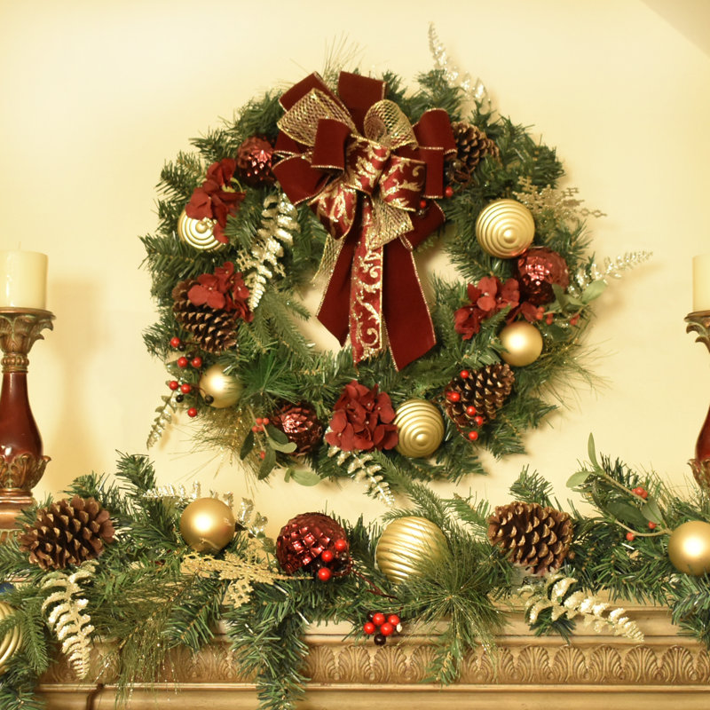 24 " Handmade Mixed Greenery Wreath