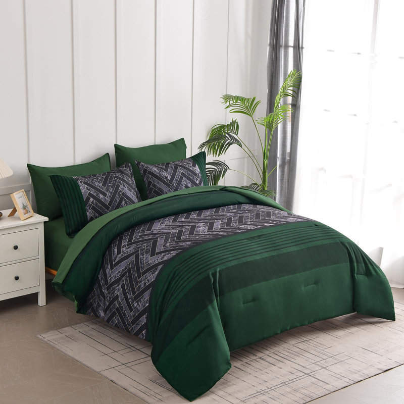 7-Piece Stripe Geometric Comforter Set, Soft Microfiber All-Season Complete Bedding Set, Emerald Green