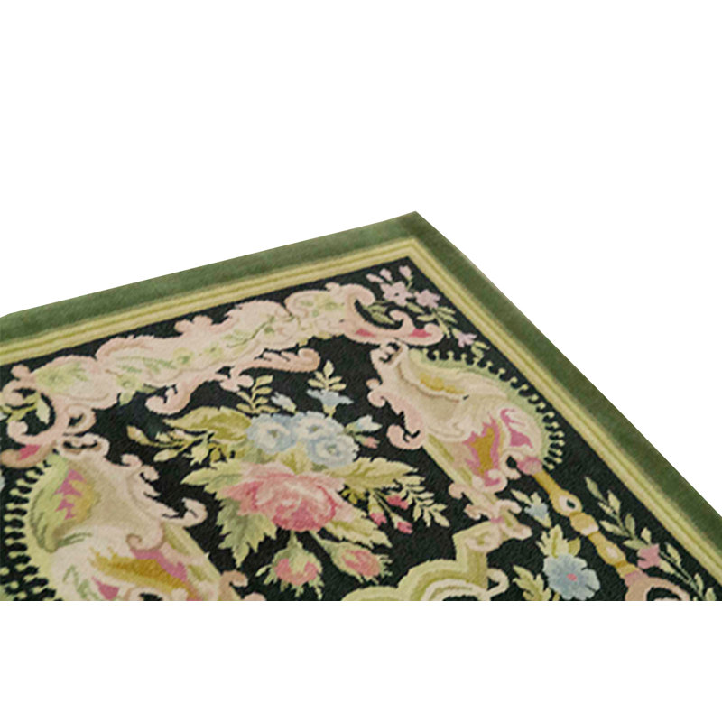 La Wool Floral Area Rug