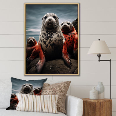 " Grey Red Seal Silent Guardians "