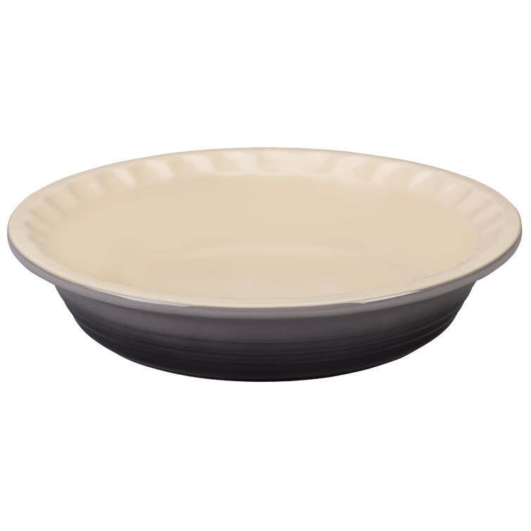 Le Creuset Stoneware Pie Dish — TBSP