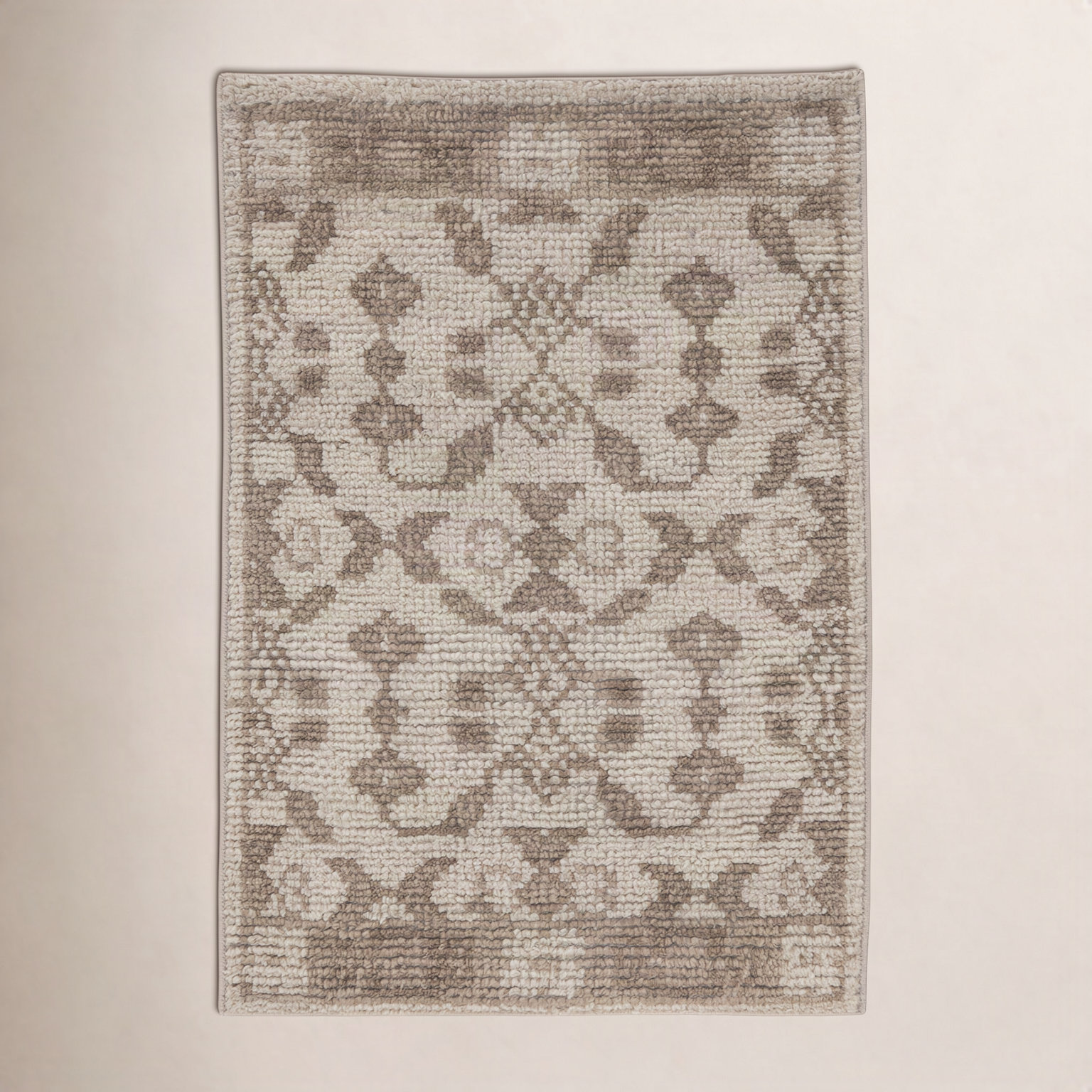 Vanna Hand-Knotted Oriental Wool Rug, Ivory, 5'x8'
