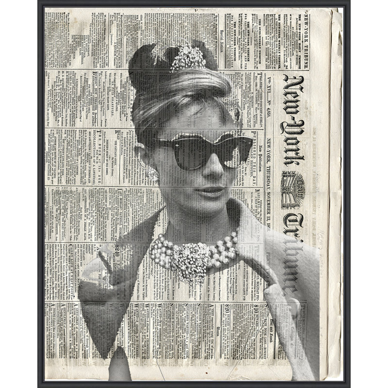 Audrey Hepburn - cadre flottant, impression sur toile, Cadre noir, H 32 po x l 26 po x P 2 po