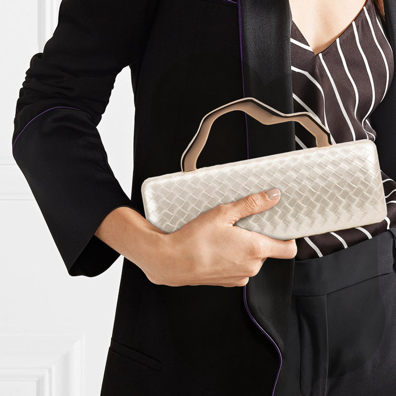 Sac à main en cuir de polyuréthane tissé pour femme - motif géométrique, White