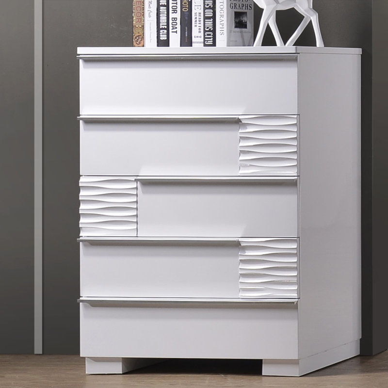 Fenner 30" 5 Drawer White Chest 