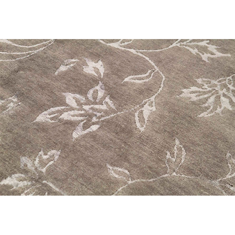 Himalayan Floral Area Rug in Gray