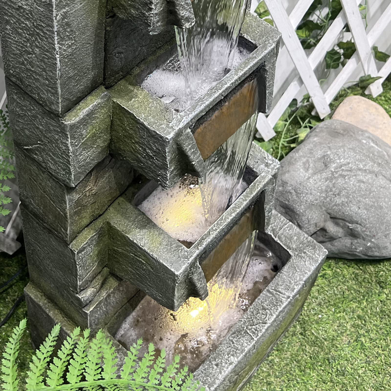 Fontaine en résine Araylee avec lumière
