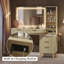 Meuble-lavabo cannelé avec miroir et lumières