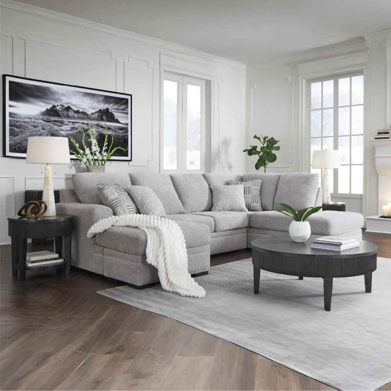 Selka 2-Piece Sectional With Chaise, Right Hand Facing