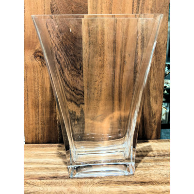 Fenja Handmade Lead Free Crystal Table Vase