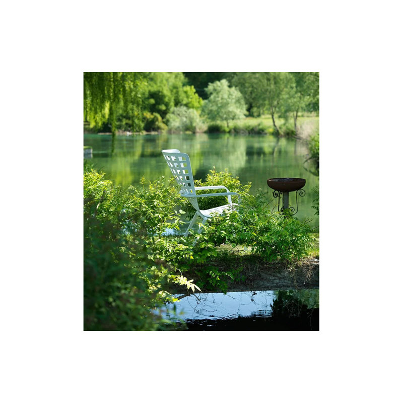 Folio Outdoor Lounge Chair, White