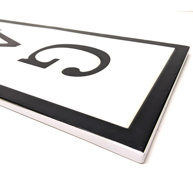 Wall Decor on Metal