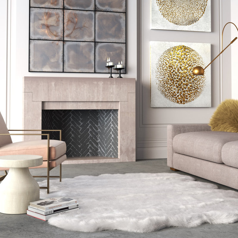 Tapis blanc brillant en fausse fourrure