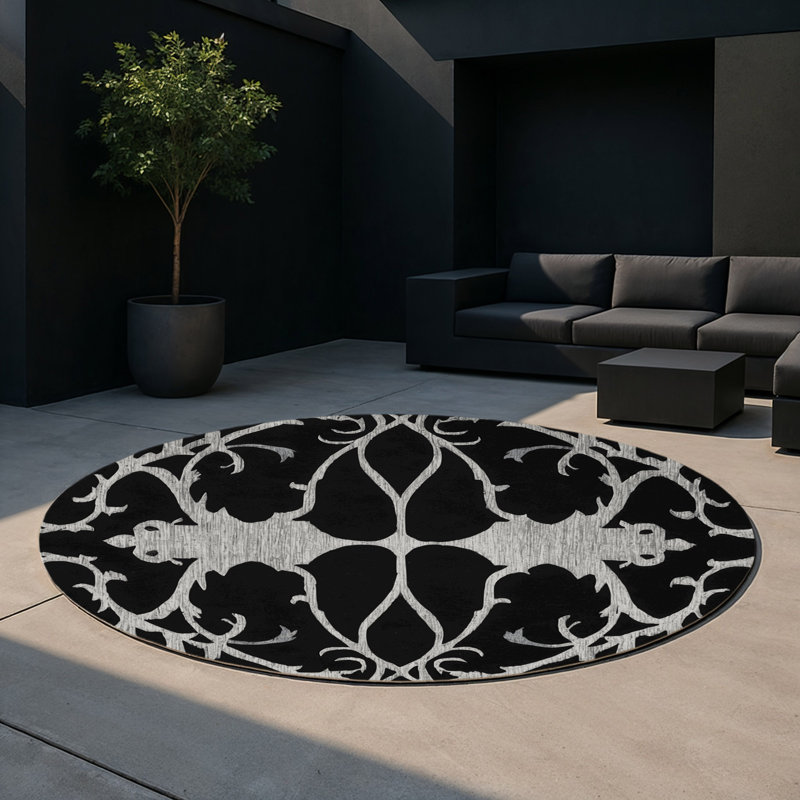 Shadowed Rose Indoor And Outdoor Area Rug, Round 5'