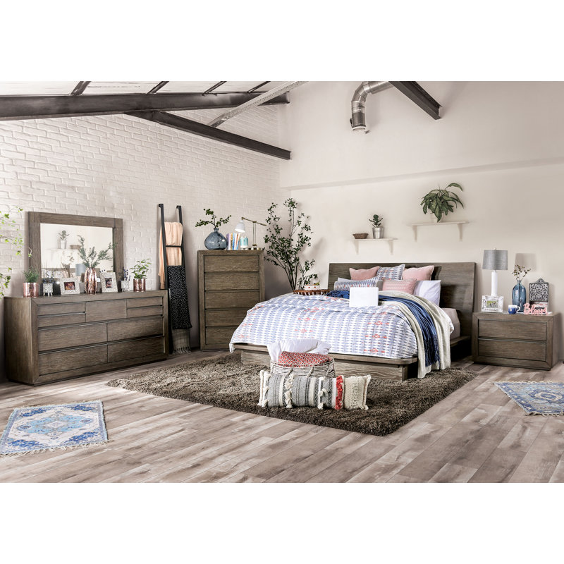 Trevail Panel Bed, California King