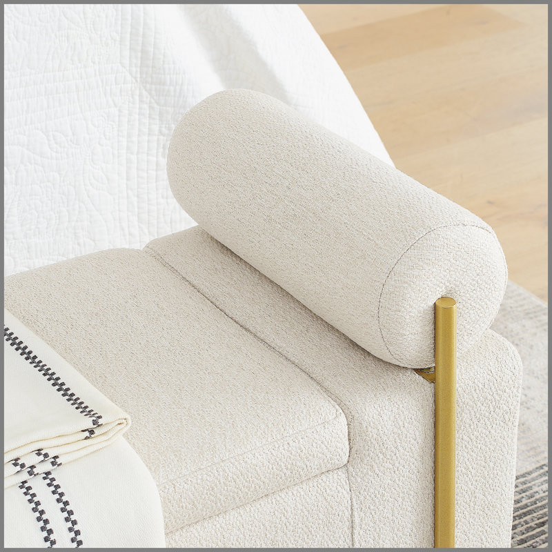Élégant banc de rangement rembourré en lin avec accoudoirs cylindriques et pieds en fer pour le couloir du salon, beige