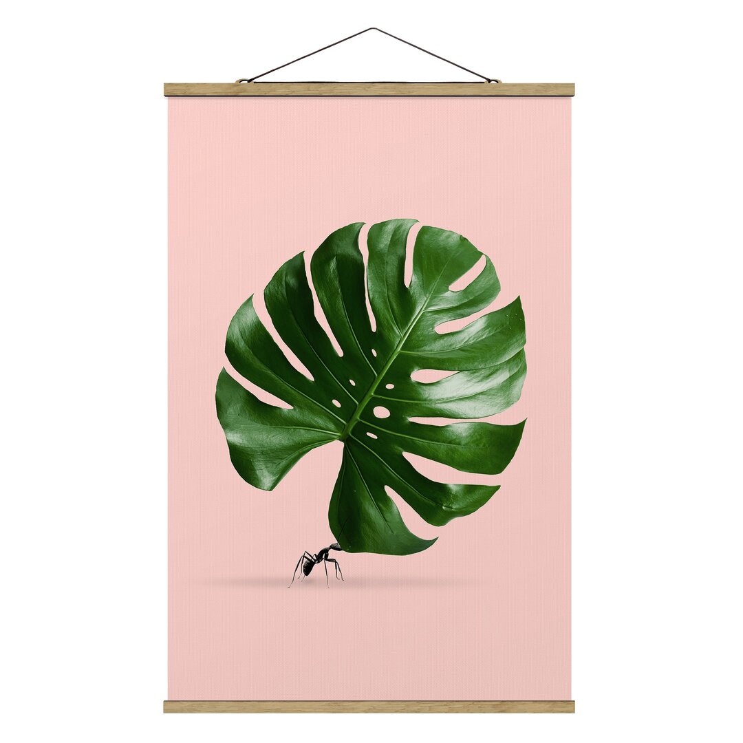 Stoffbild Ameise mit Monstera-Blatt von Jonas Loose