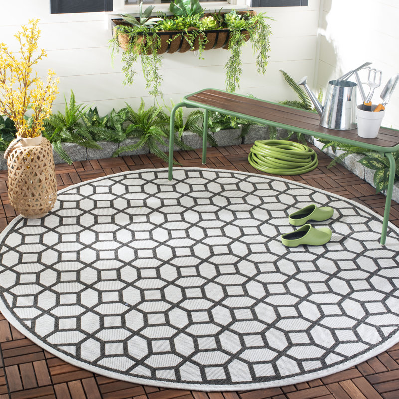 Mitchum Performance Geometric Indoor/Outdoor Area Rug, Round 6'7"