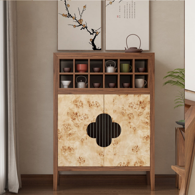 Petit buffet de style rétro, Noyer