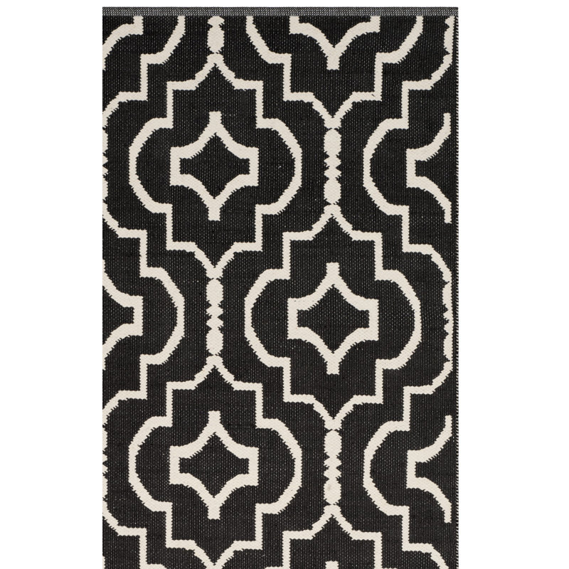 Smith Hand Woven Cotton Geometric Rug, Rectangle 2'6" x 4'
