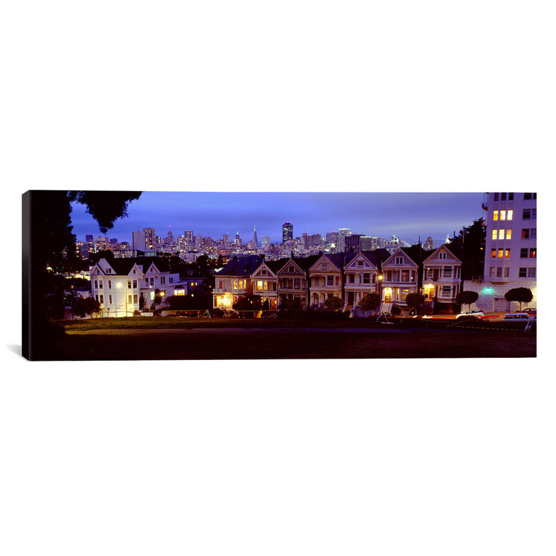 « immeubles allumés au crépuscule, carré alamo, san francisco, californie »-impression sur toile tendue, Toile tendue