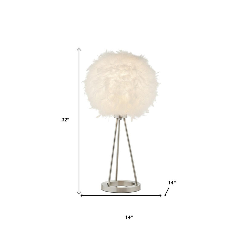 Metal Tripod Lamp