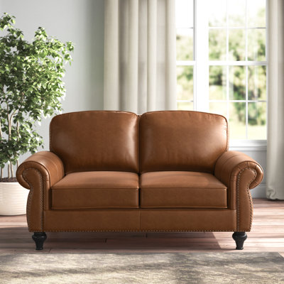 Causeuse à accoudoirs roulés en cuir véritable 64 po Perryton