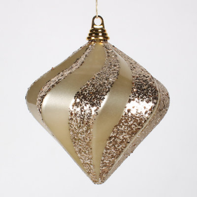 Ornement en forme de diamant